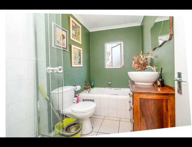 2 BEDROOM APARTMENT FOR SALE IN WELTEVREDEN PARK